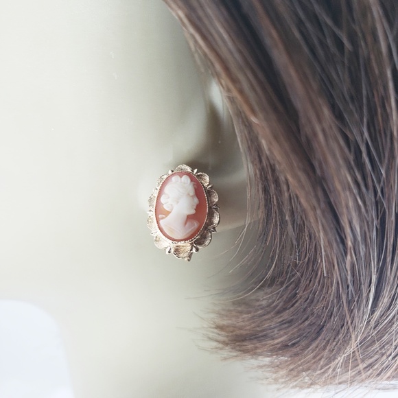 Vintage 14 Karat Yellow Gold Cameo Earrings #12704 - Picture 7 of 7